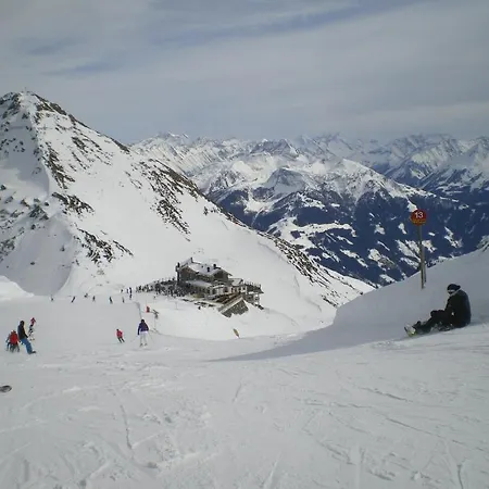 Haus Binder Guest house Ried im Zillertal