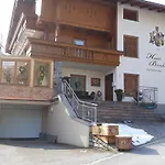 白恩德尔之家酒店 3*